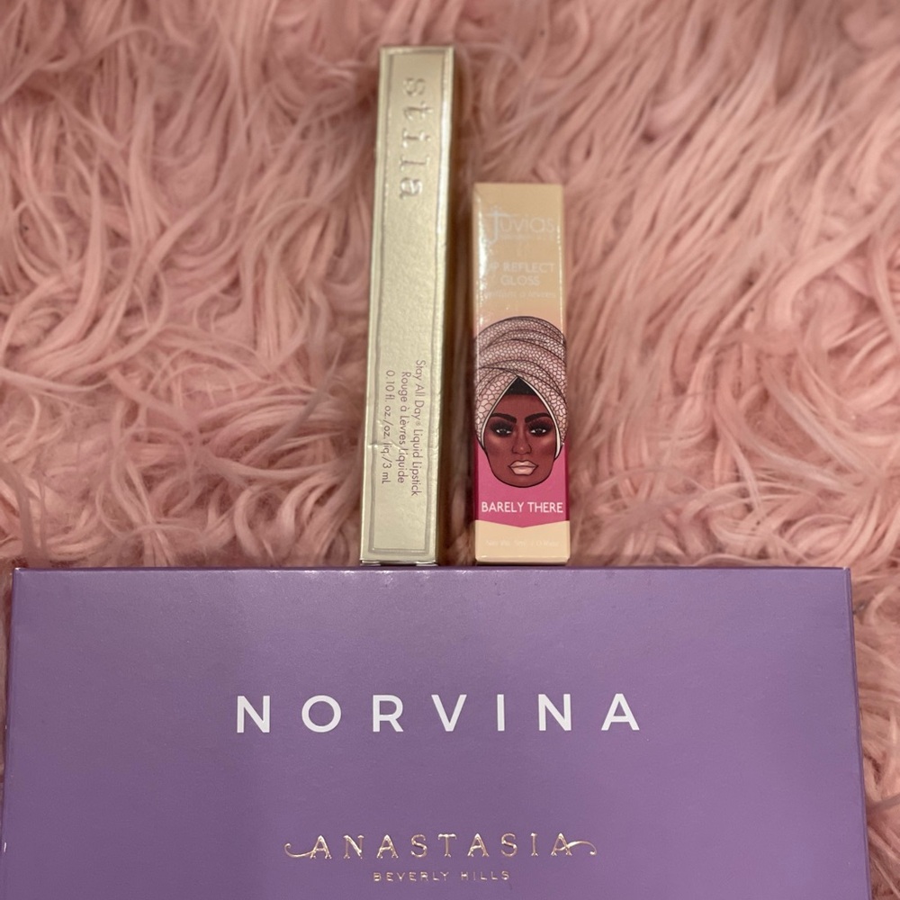 Anastasia Beverly Hills Norvina Eyeshadow Palette - Purple